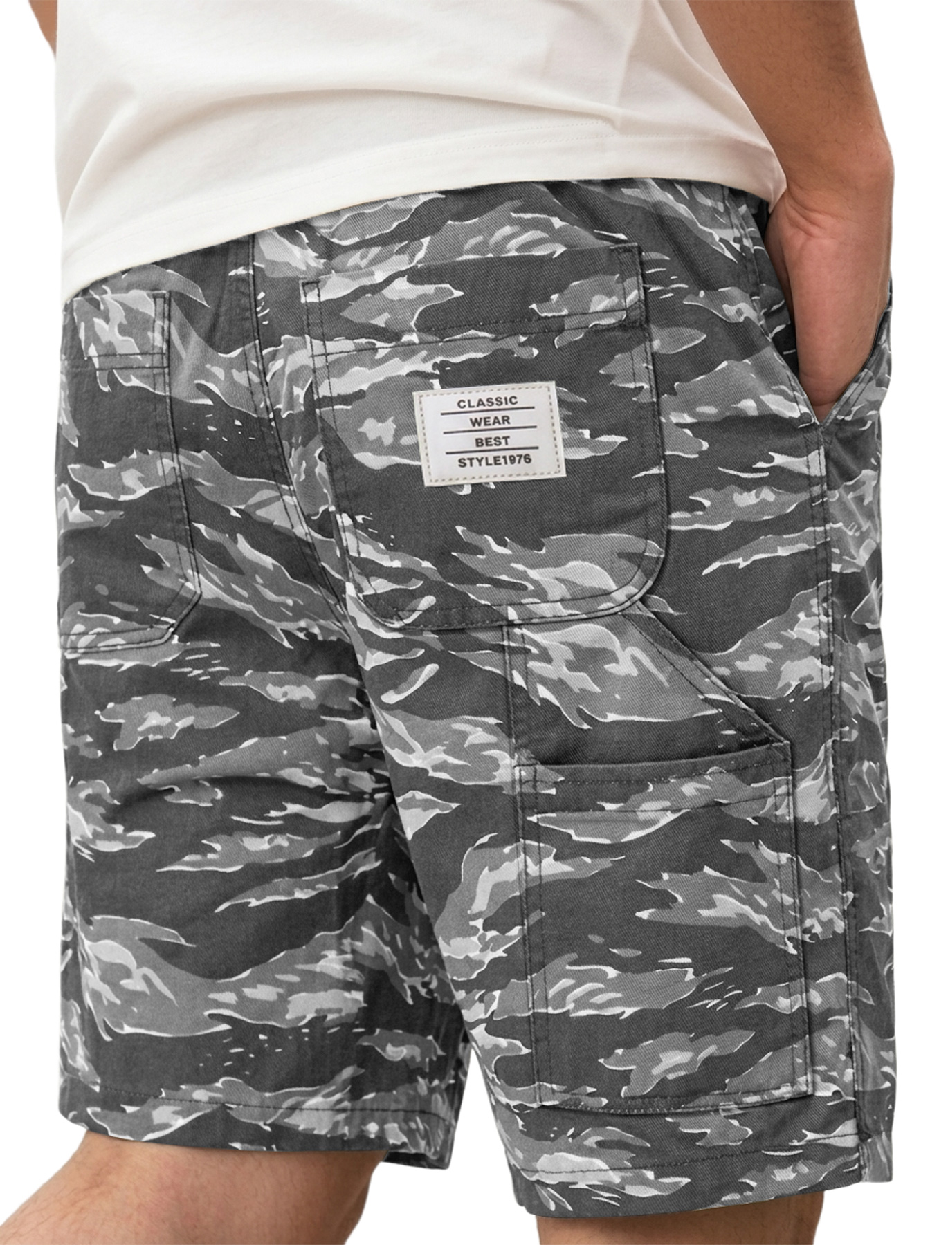 Men's Retro Corduroy Multi-Pocket Embroidered Logo Casual Cargo Shorts