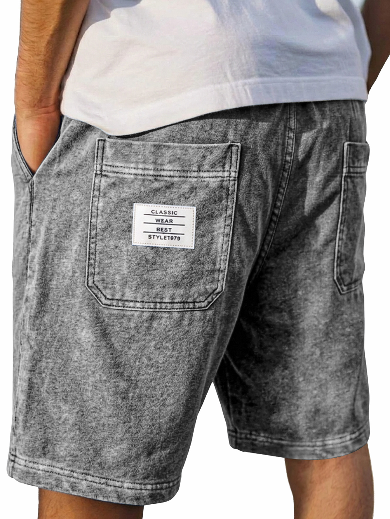 Men's Retro Double Pocket Embroidered Logo Casual Shorts
