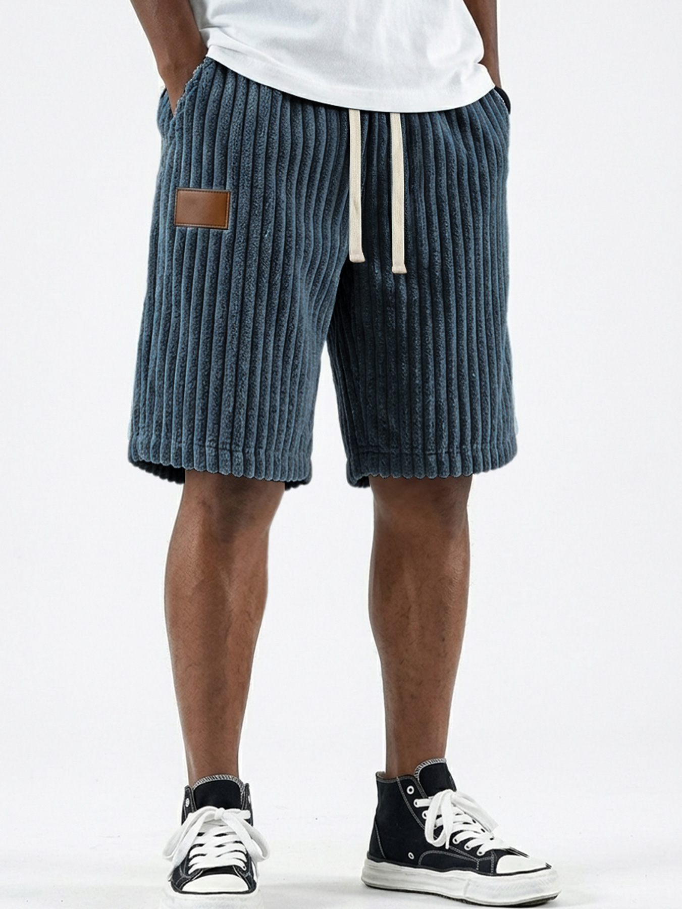 Men's Retro Corduroy Leather Label Casual Loose Shorts