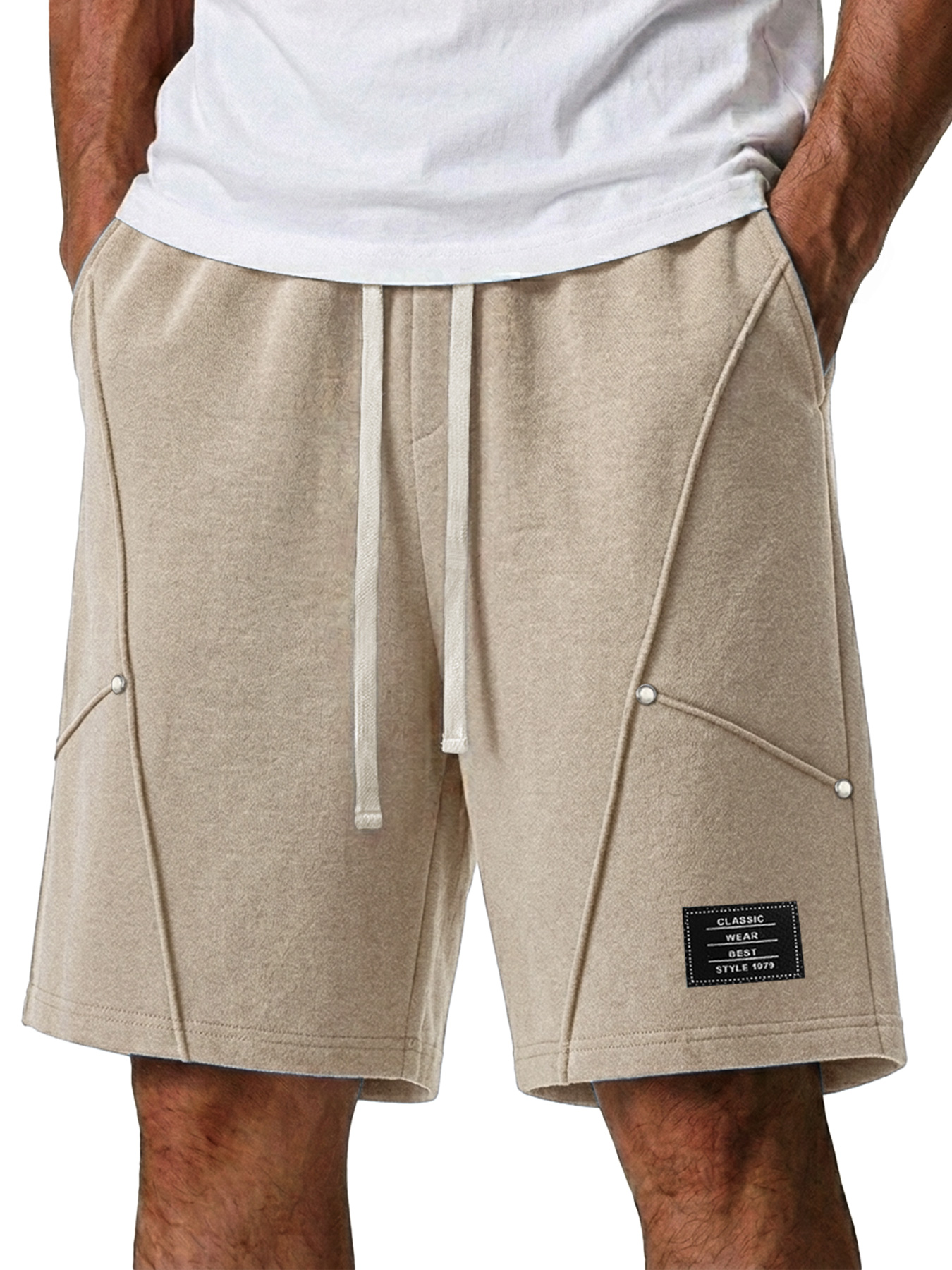 Men's Casual Deconstructed Design Embroidered Logo Loose Shorts