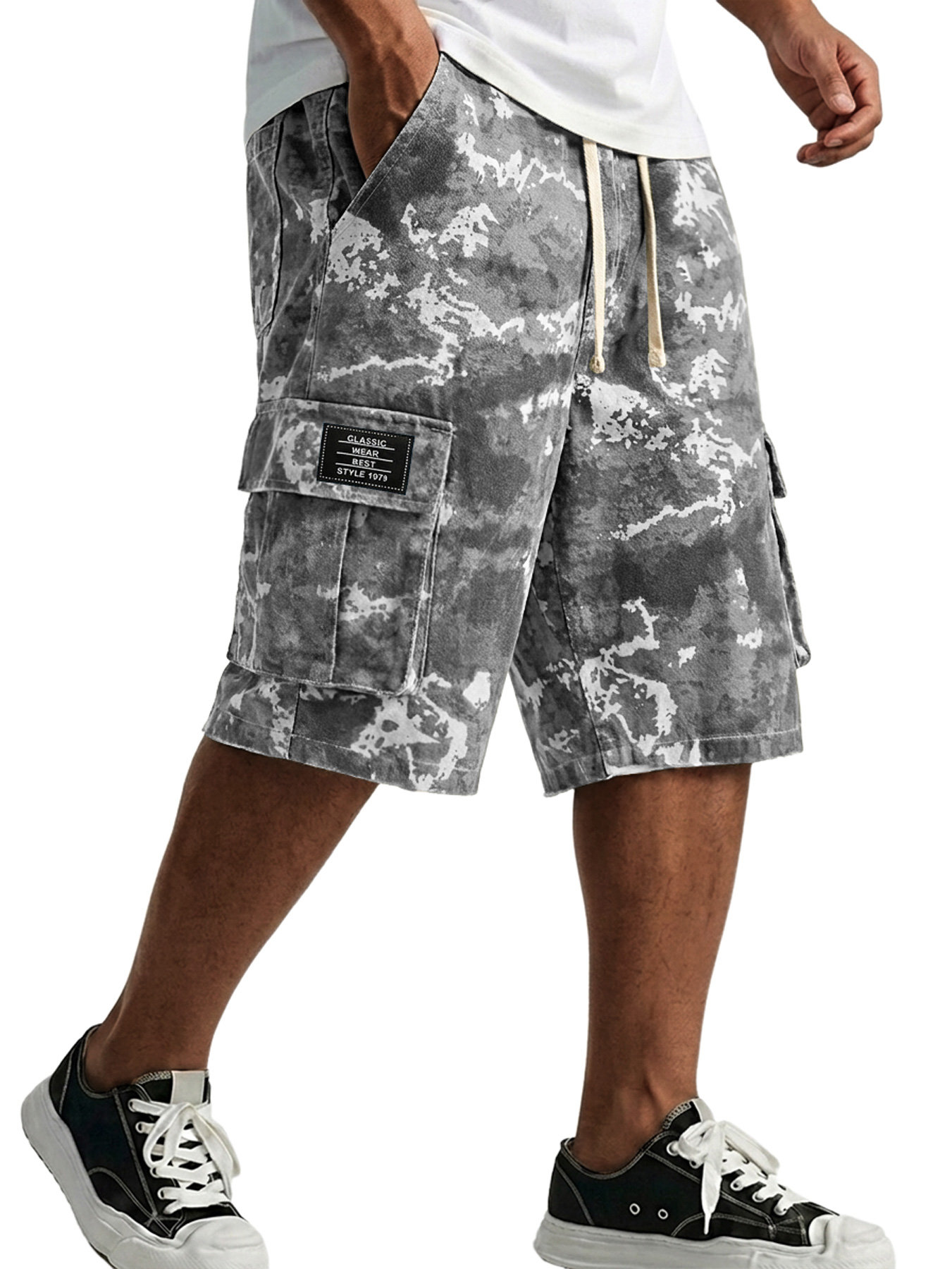 Men's Multi-pocket Camouflage Embroidered Logo Casual Work Shorts