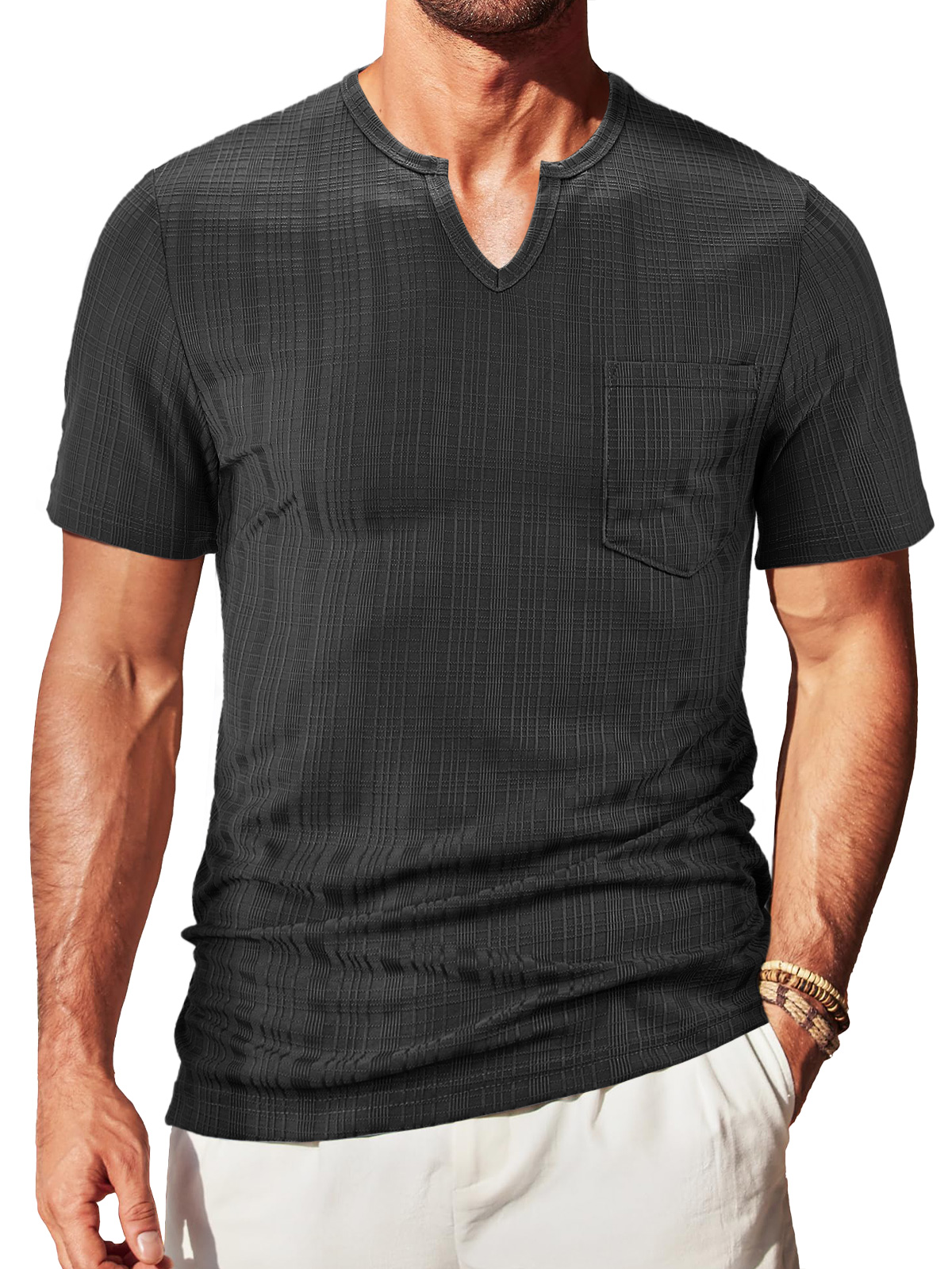 Men's V-neck Textured Pocket Solid Color Short-sleeved T-shirt