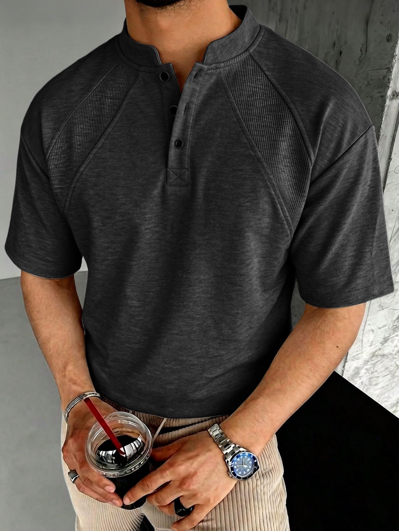 Men's Casual Short-Sleeve Henley Shirt with Stand Collar and Button Accents
