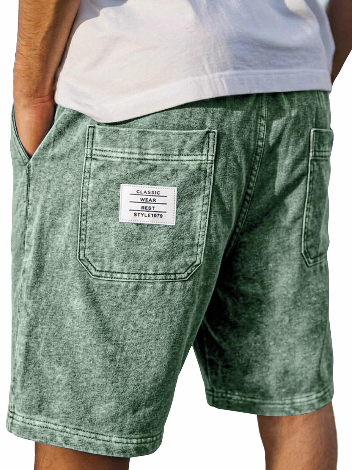 Men's Retro Double Pocket Embroidered Logo Casual Shorts