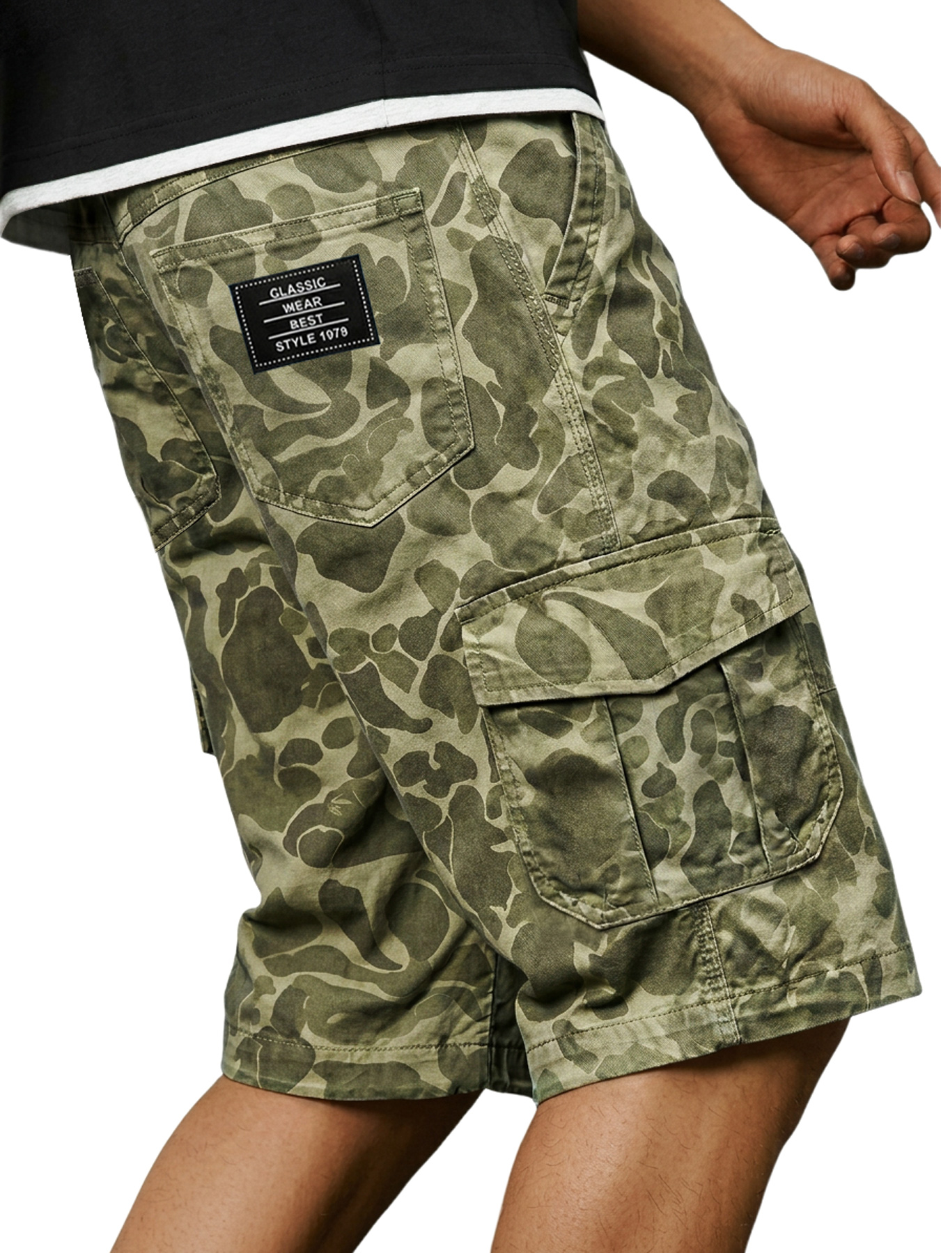 Men's Basic Camouflage Multi-pocket Embroidered Logo Casual Work Shorts