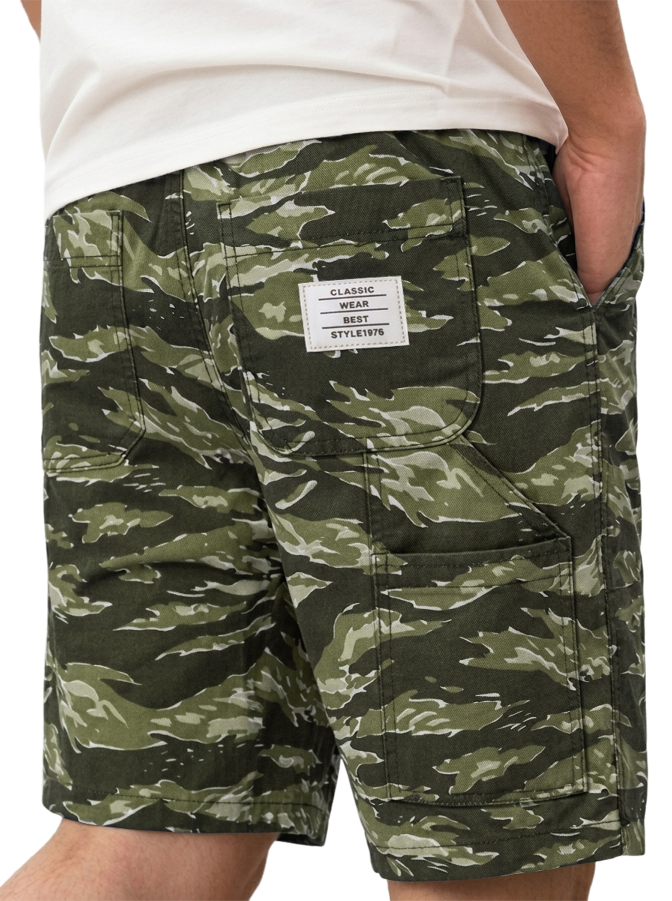 Men's Retro Corduroy Multi-Pocket Embroidered Logo Casual Cargo Shorts