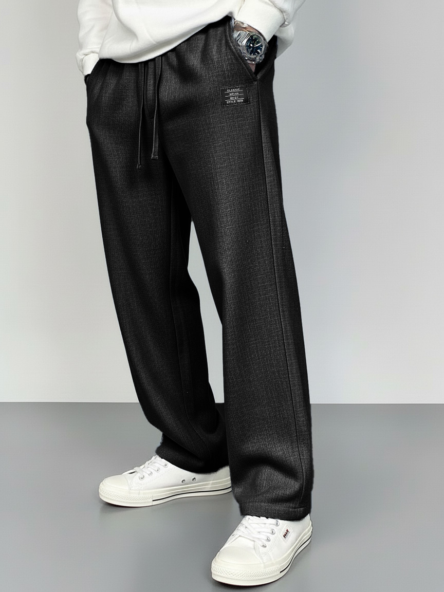 Men's Fashionable Linen Fabric Embroidered Logo Pocket Loose-Fitting Trousers