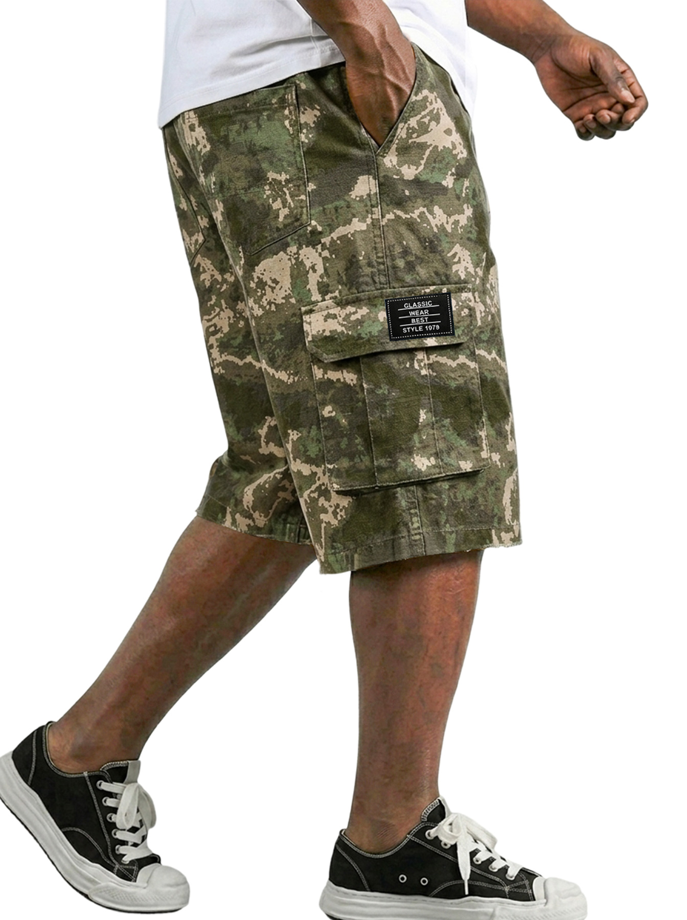 Men's Multi-pocket Camouflage Embroidered Logo Casual Work Shorts