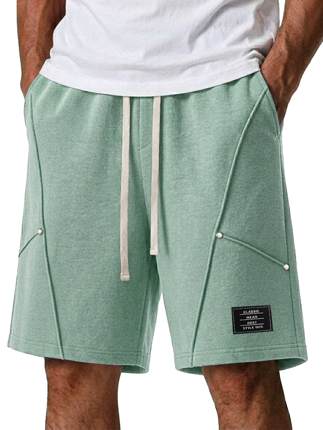 Men's Casual Deconstructed Design Embroidered Logo Loose Shorts