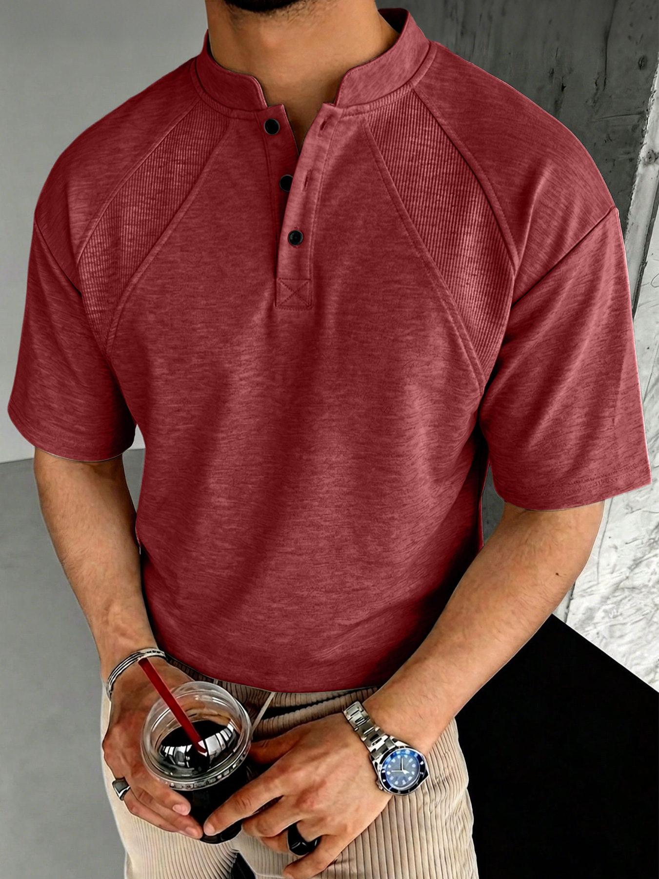 Men's Casual Short-Sleeve Henley Shirt with Stand Collar and Button Accents