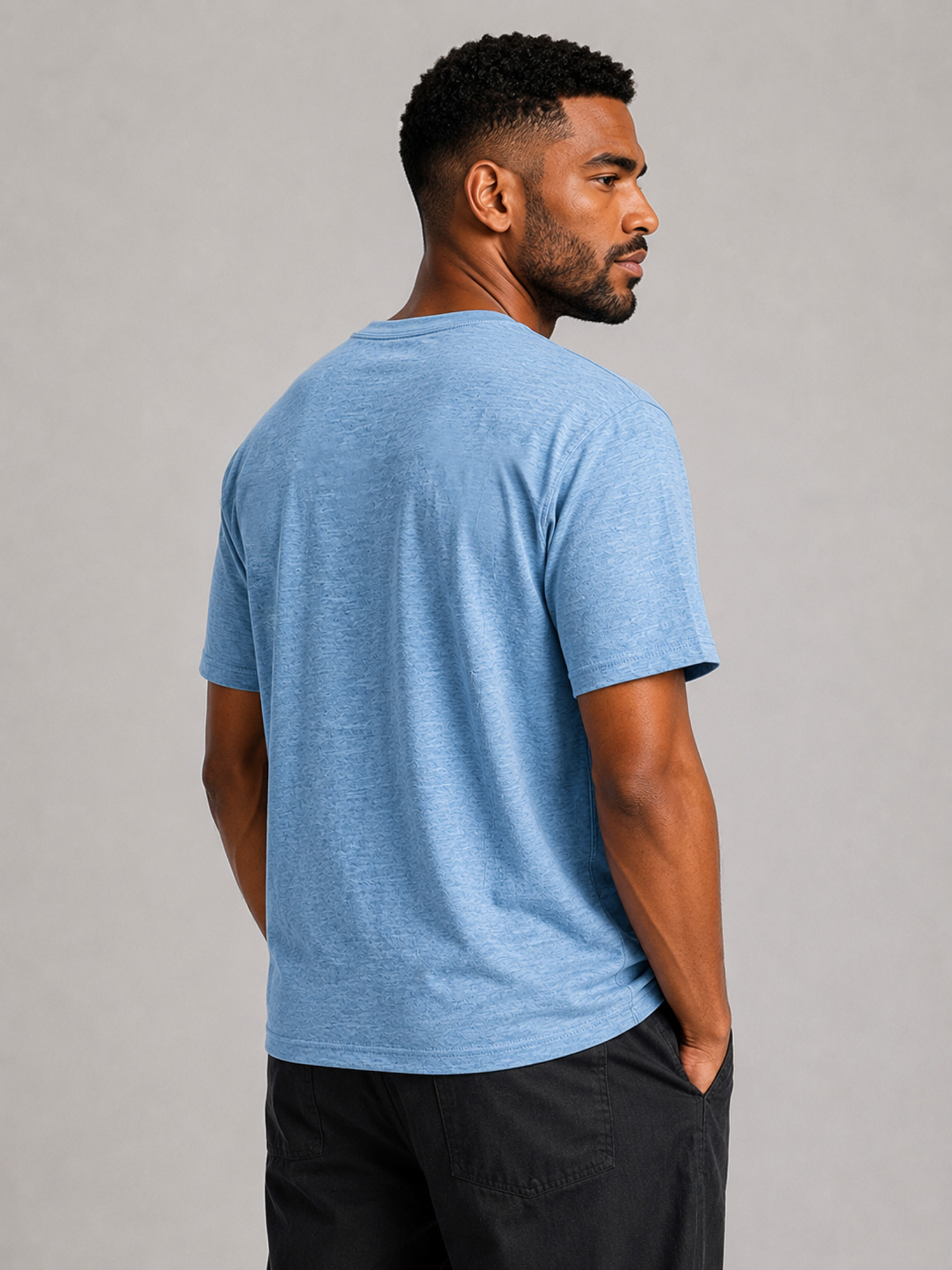 Men's Crew Neck Short-Sleeve T-Shirt with Deconstructed Design and Pocket