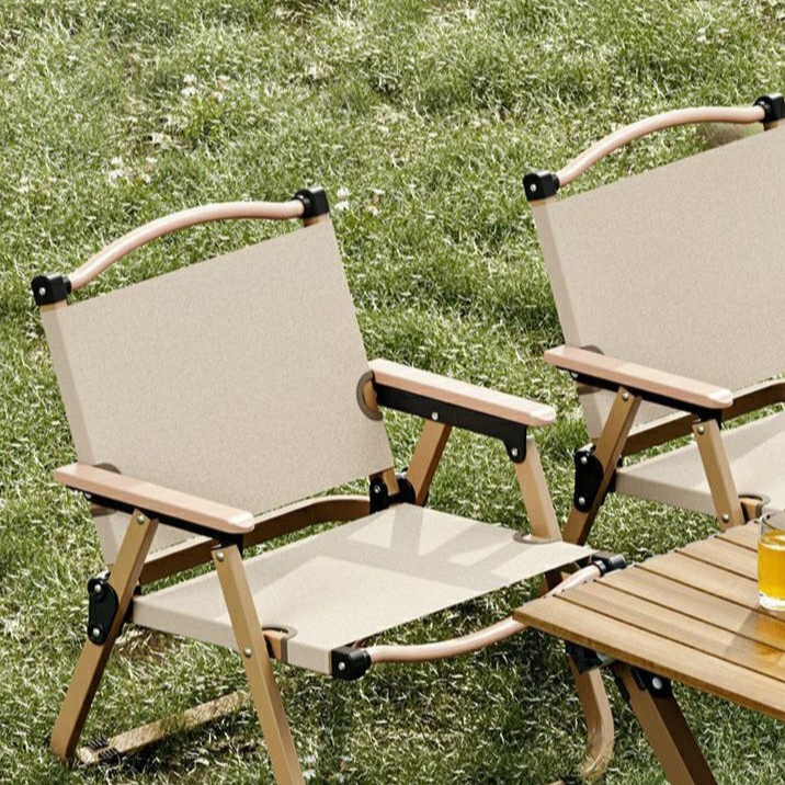 Portable outdoor folding chair