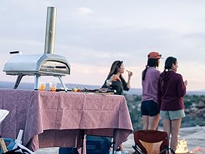 Ooni Karu 12 outdoor pizza oven