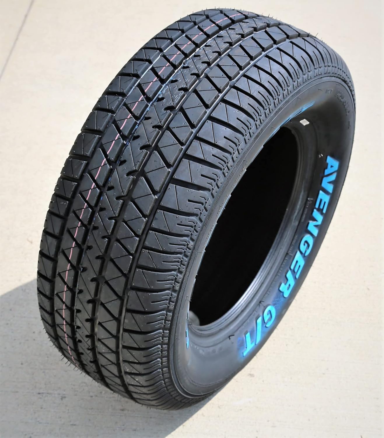 Mastercraft Avenger G/T All-Season Tire - 275/60R15 107T