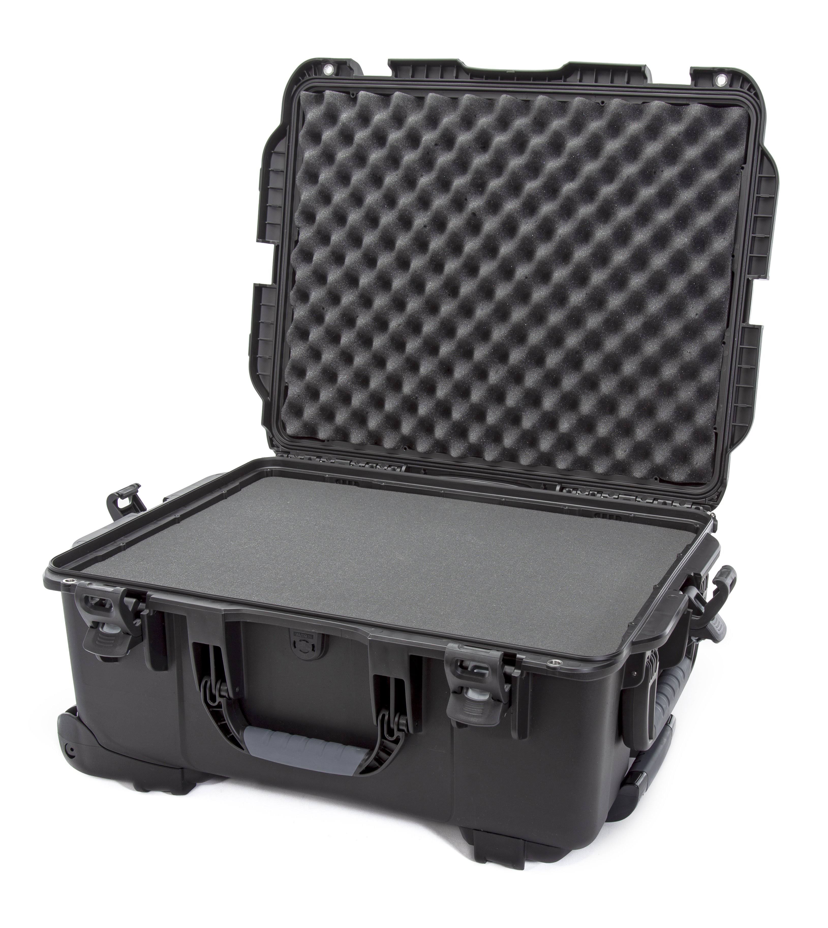 Nanuk 955 Wheeled Case with Foam (Black) 955-1001