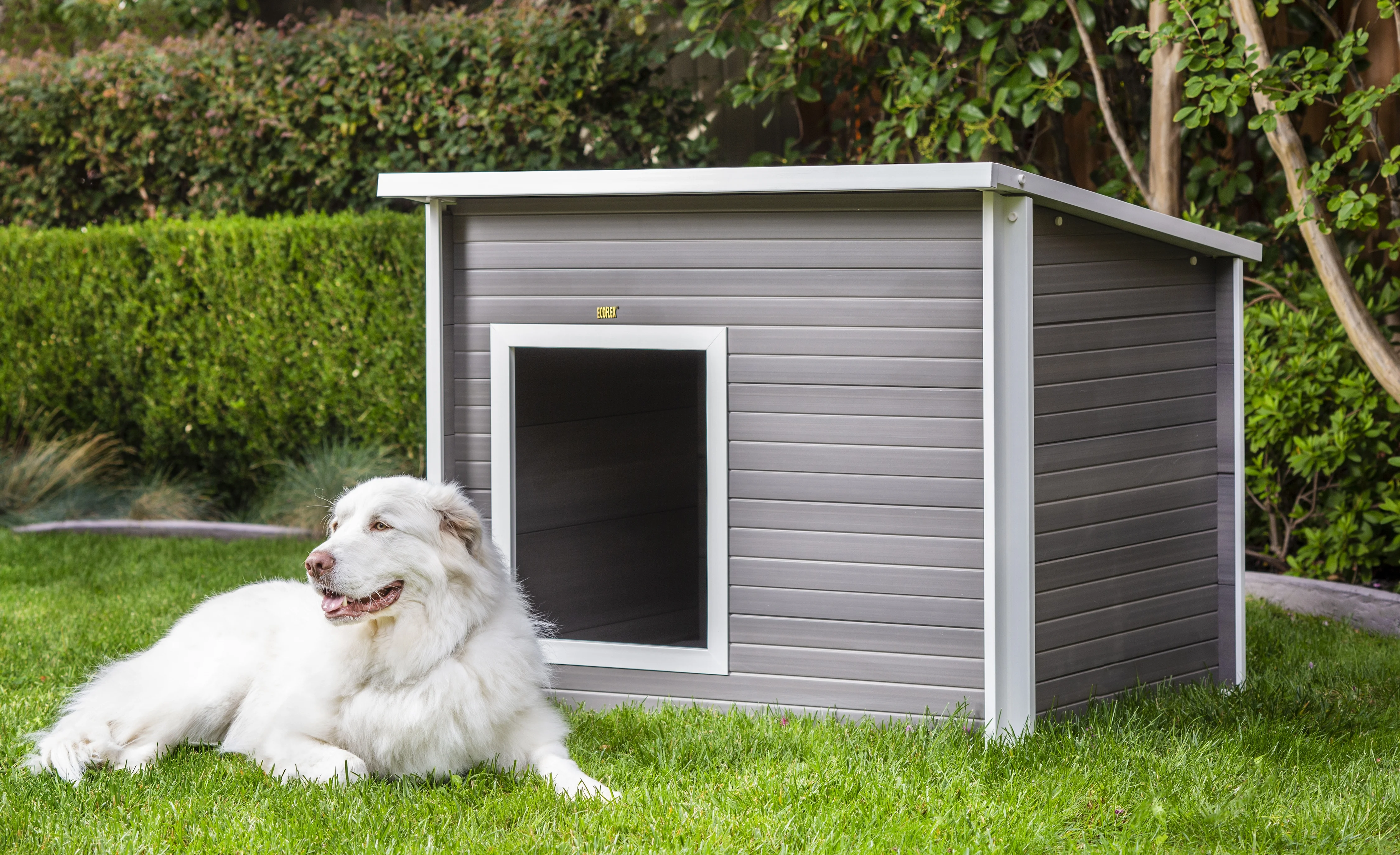 Rustic Lodge Dog House - Jumbo - Gray