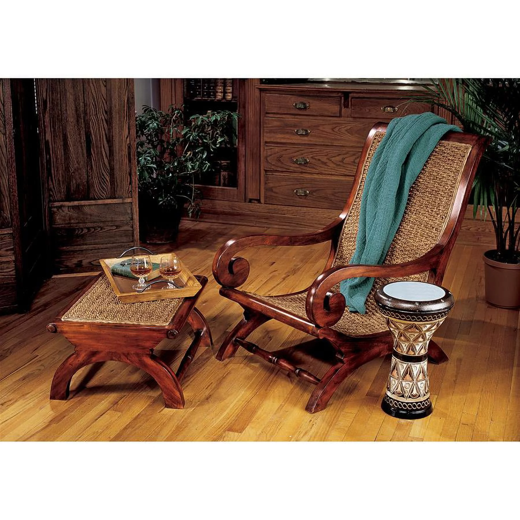 Design Toscano British Plantation Chair and Footstool