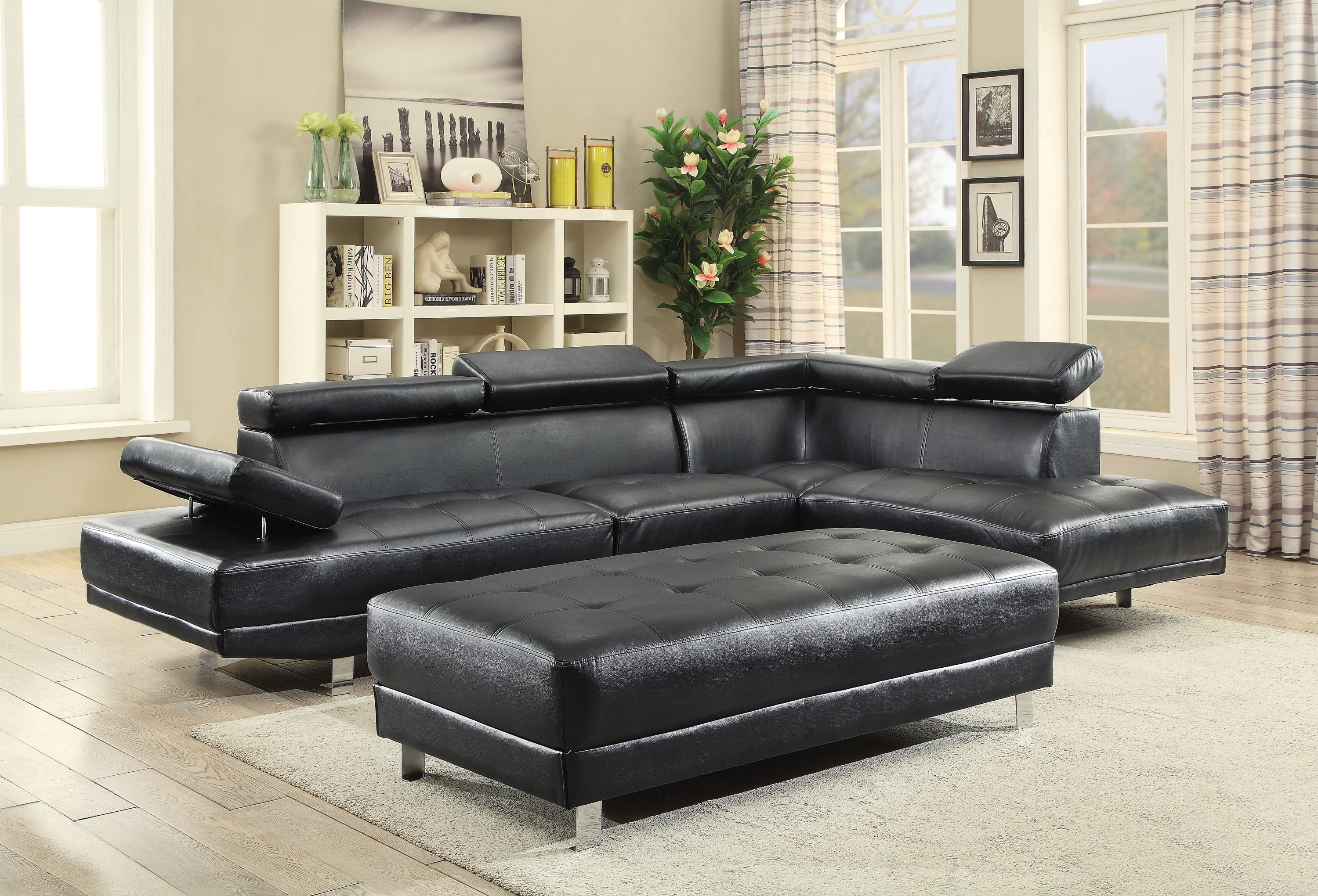 Riveredge Sectional Sofa -Black