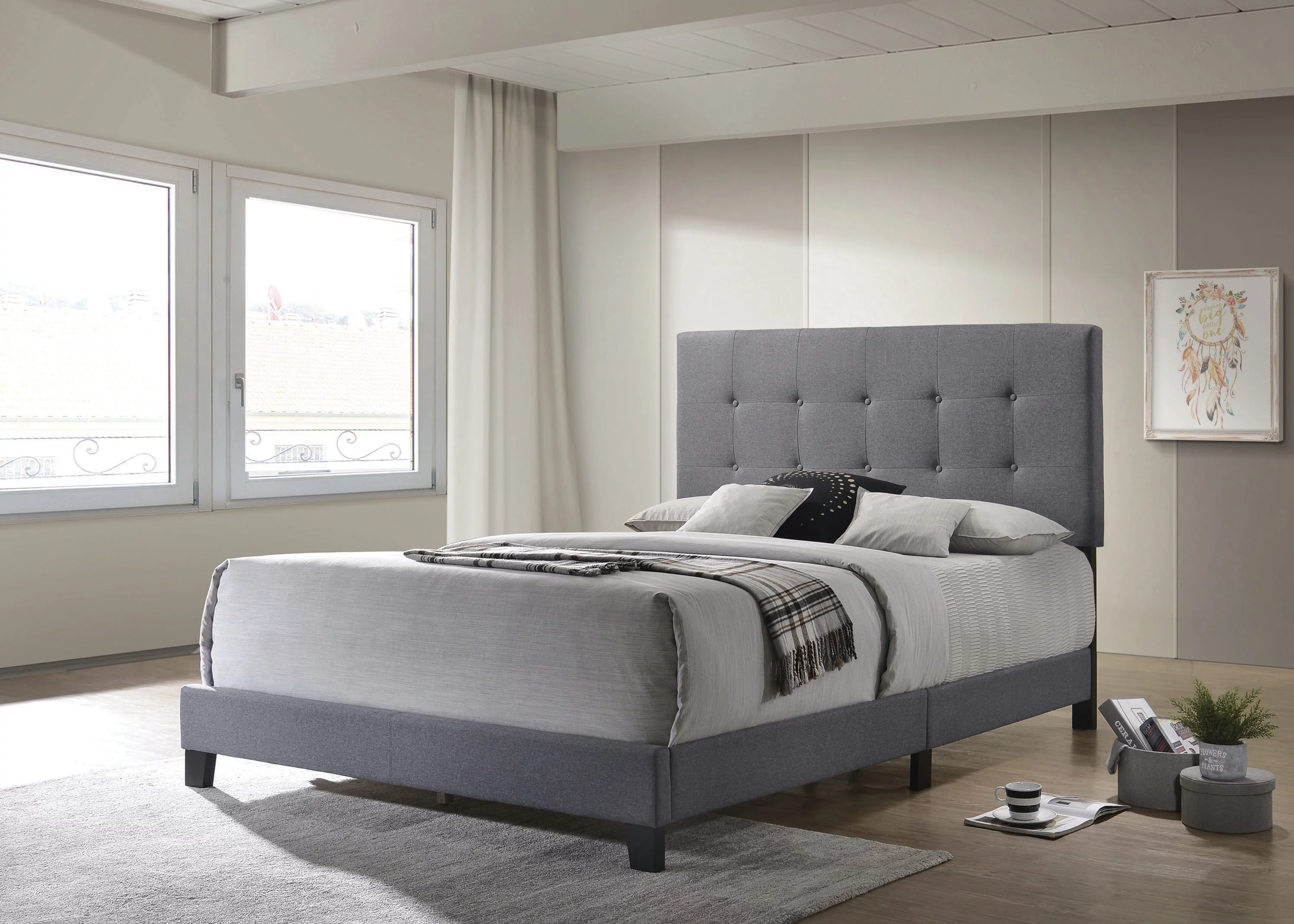 Coaster Company Mapes Tufted Upholstered Queen Bed, Grey