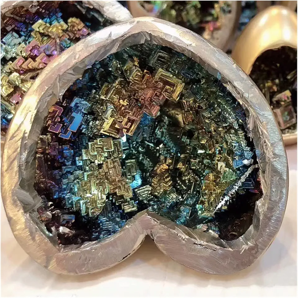 1Pcs Rare Colorful Bismuth Ore Pyramid Collect Energy Reiki Healing Bismuth Love Heart Crystals Making Bismuth Metal Crystal - Kansas Nuitrition
