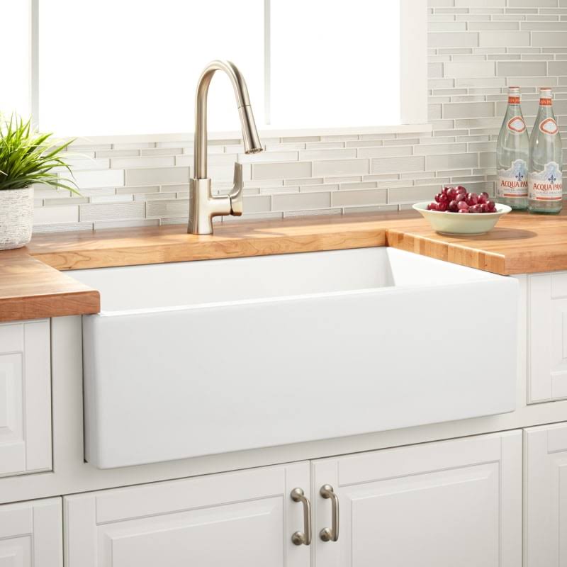 Signature Hardware 934790-33 Grigham 33x22 Single Basin Fireclay Reversible Farmhouse Sink White Fixture Kitchen Sink Fireclay 4