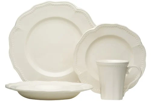 Red Vanilla Red Vanilla Classic White 16-Piece Dining Set