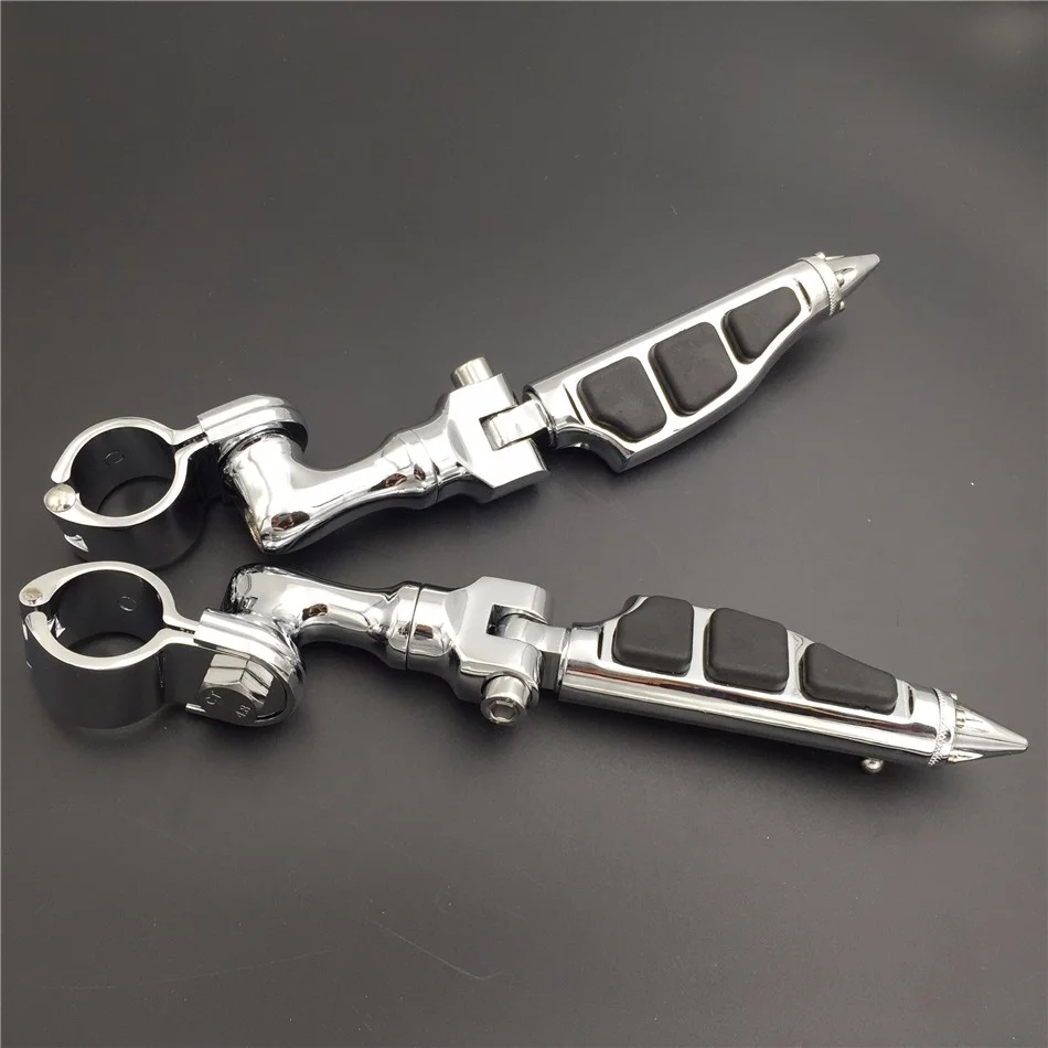 HTT-MOTOR Chrome Peg Short Angled Mounting Kit with Stiletto Shape Foot Peg Footrest For 1-1/4 inch (1.25")Front Engine Guard Frame Tube Iron 883