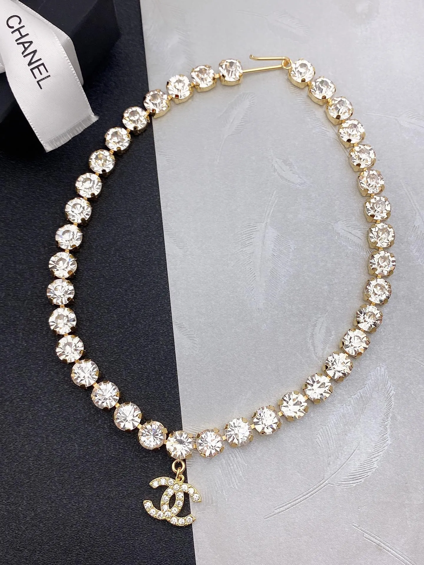 CC Necklace 0024
