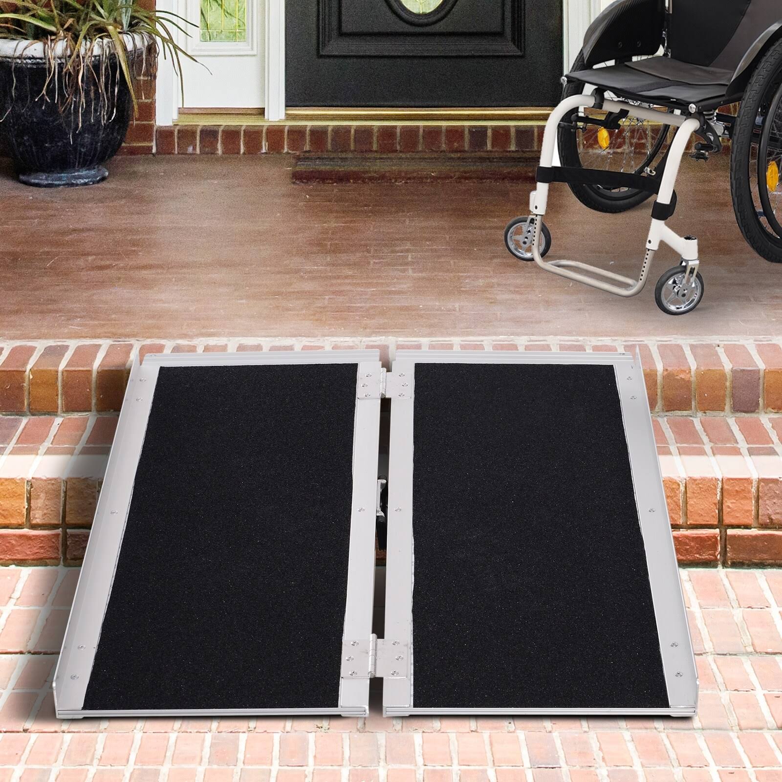 HOMCOM Aluminum Portable Skidproof PVC Carpeted Folding Wheelchair Ramp, Size: 3', Silver