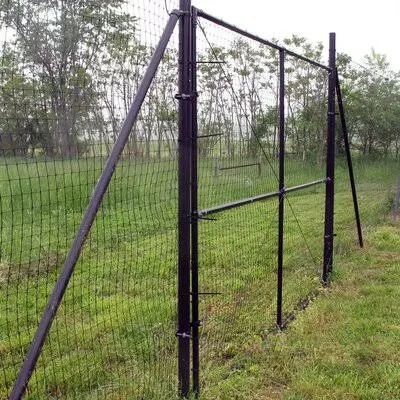Vinyl Driveway Gate Trident Enterprises Size: 7 ft. H x 8 ft. W