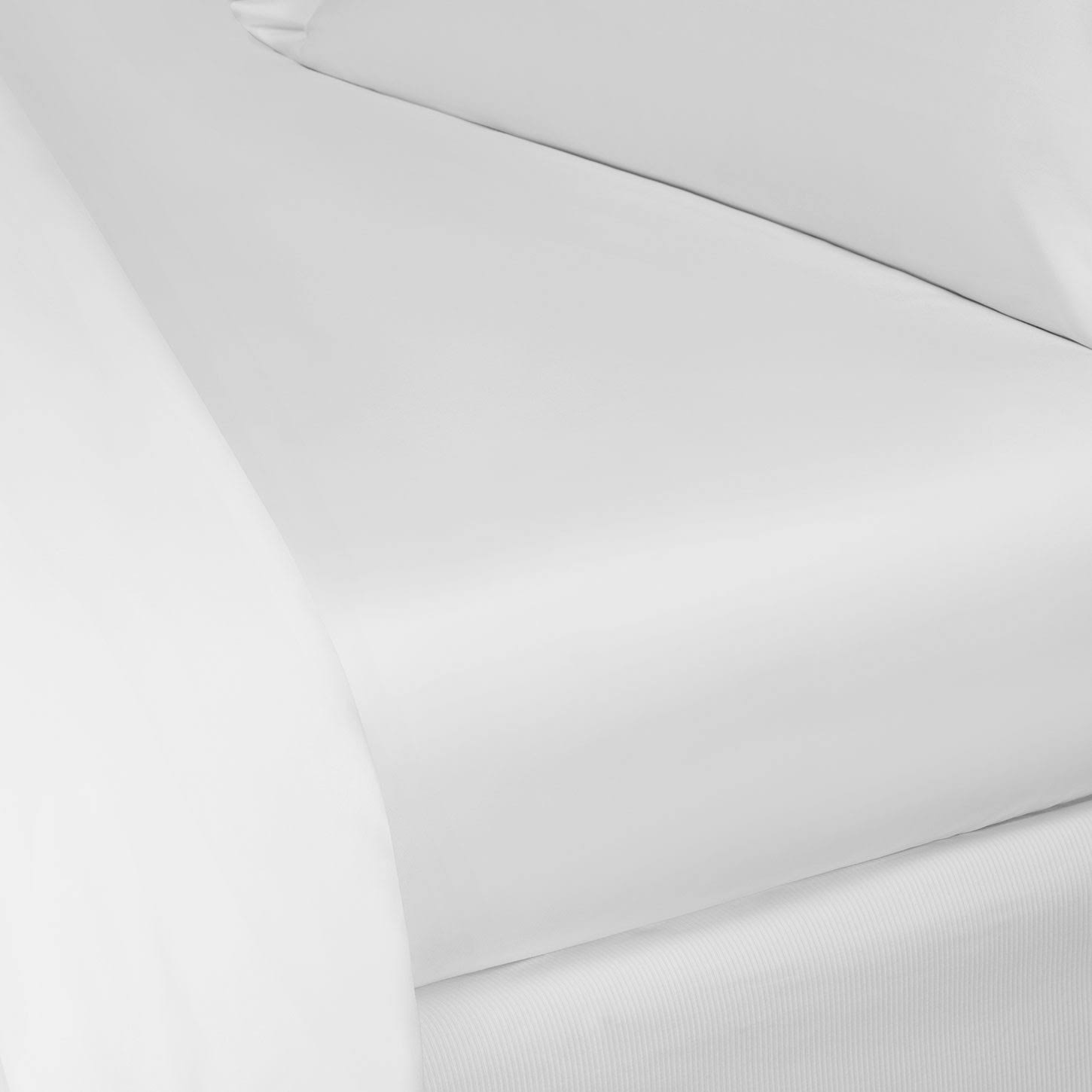 Togas Fitted Sheet Royal Cotton Sateen 220 TC Snow-White Color King Size