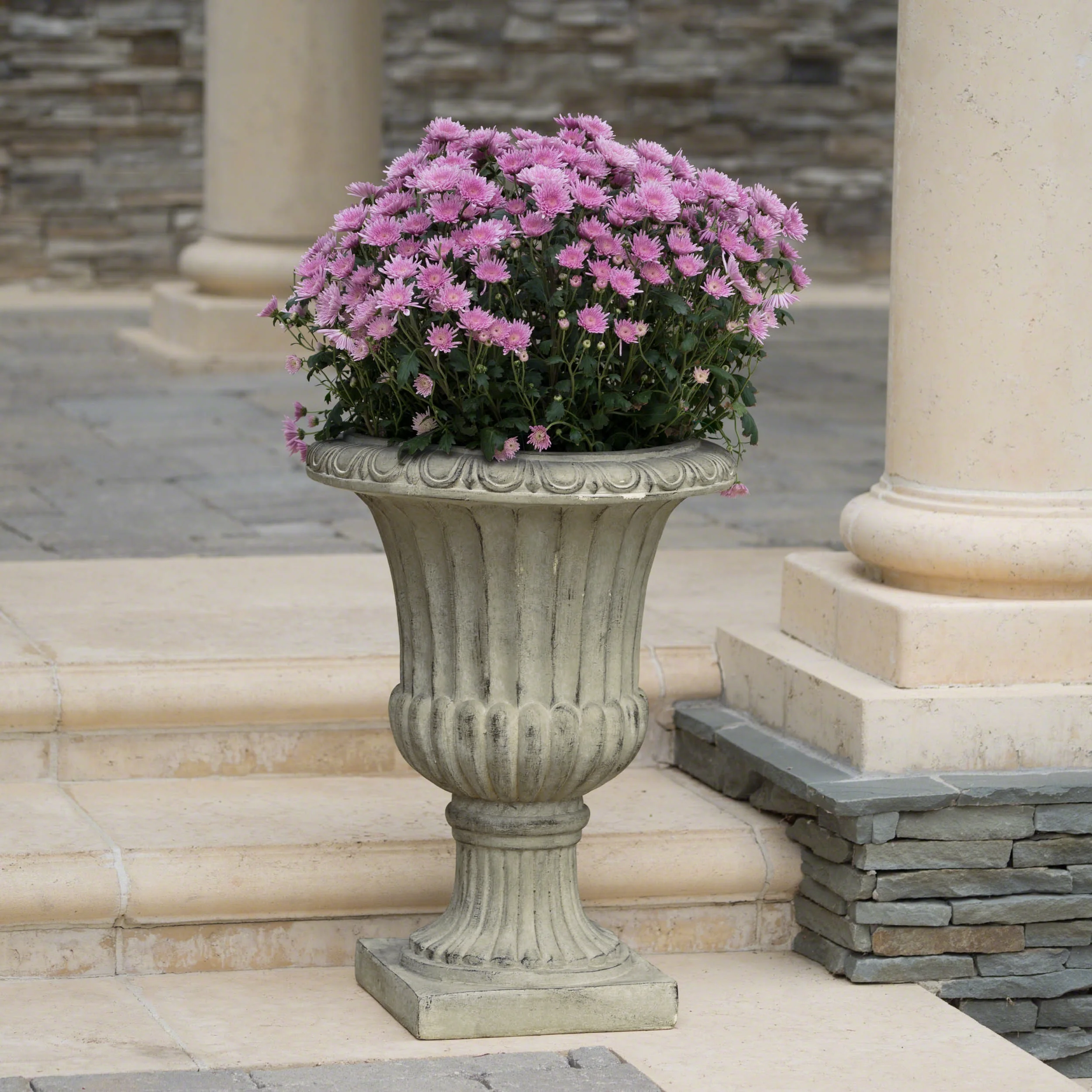 Noble House Antique Italian 26-inch Urn Planter, Antique