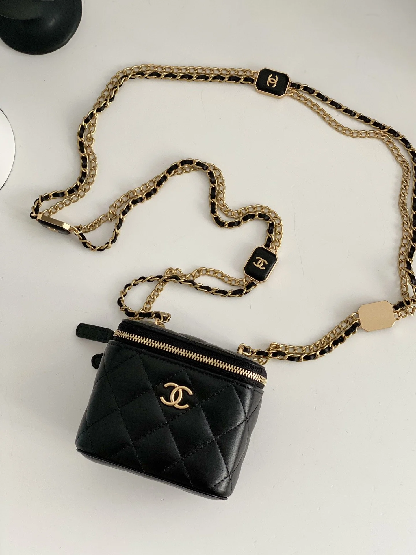 Chanel Small Vanity With Chain Black For Women, Women&rsquo;s Bags 4.3in/11cm