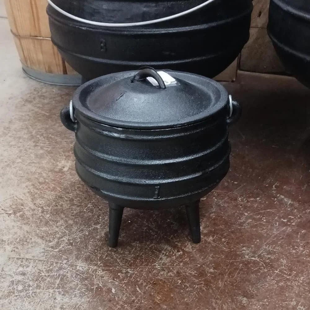 Campfire Cooking Kettle - Cast Iron je Dutch Oven With 3 Legs And Lid, 8 Inch, 3 Quart