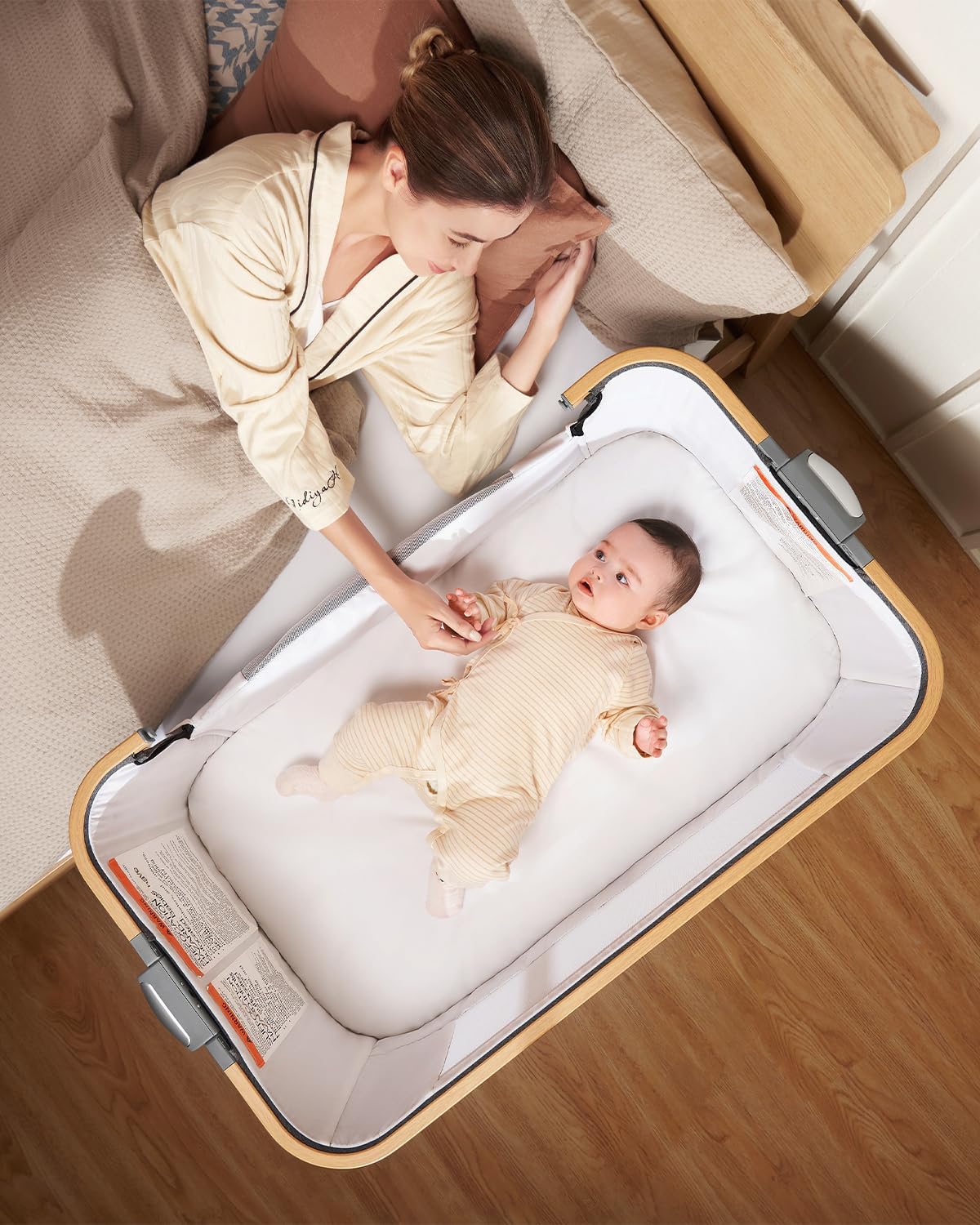 Cozy2, Bedside Bassinet,Travel Bassinet with Bigger Wheels Portable Bassinet Sleeper with Skin-Friendly Mattress