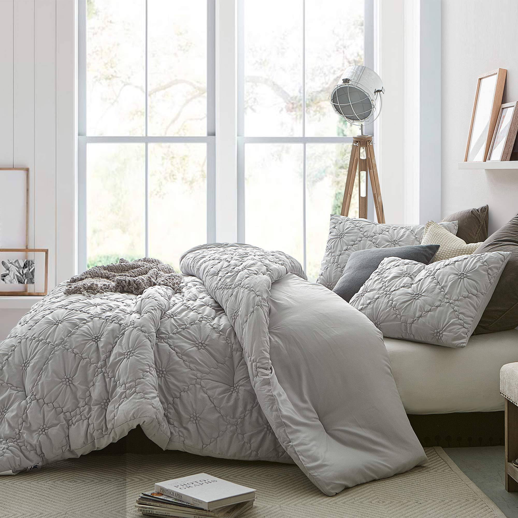 Byourbed Farmhouse Morning Textured Bedding - Oversized Comforter - Glacier Gray - Queen
