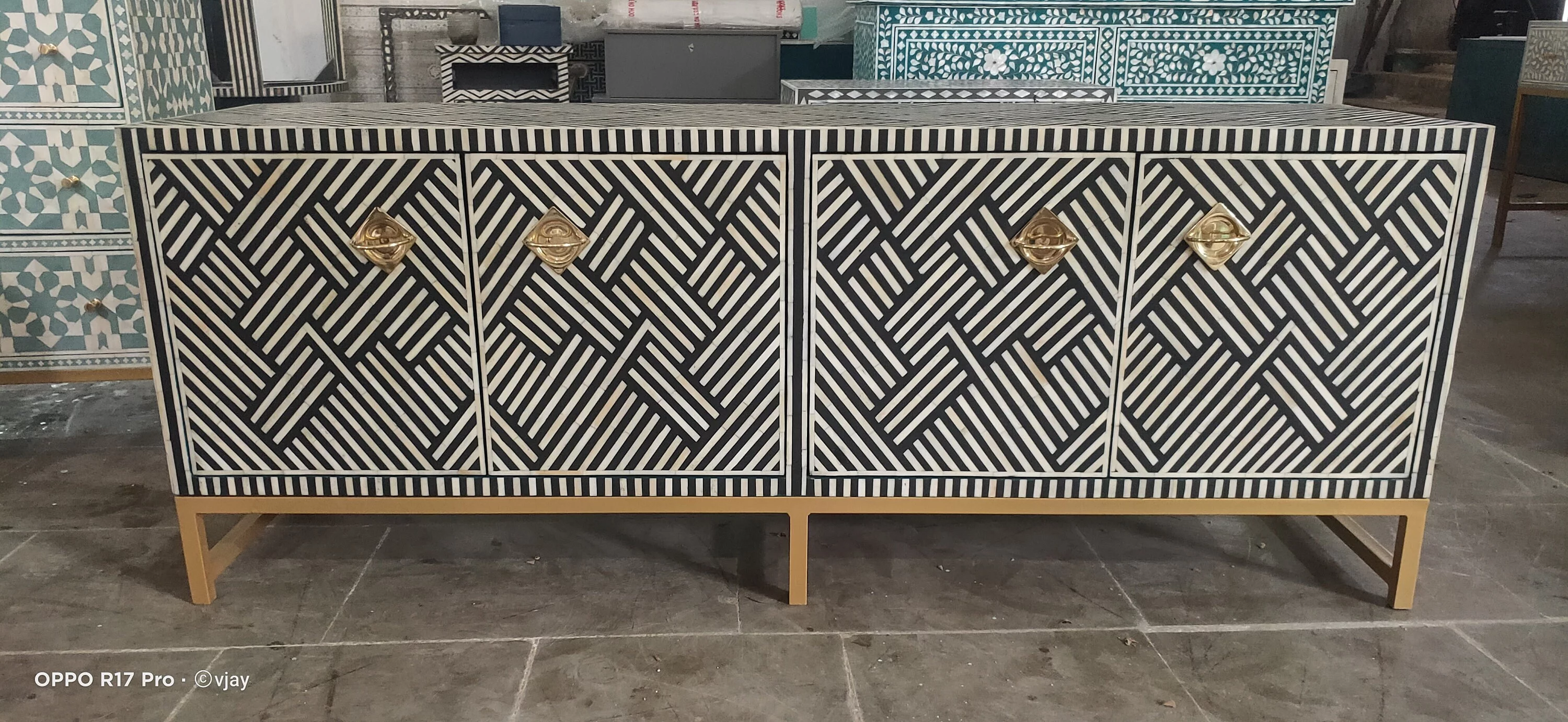 LAKECITY ARTS Bone Inlay Optical Design Media Cabinet in Black, Bone Inlay Optical Design Media Console, Bone Inlay Storage Unit