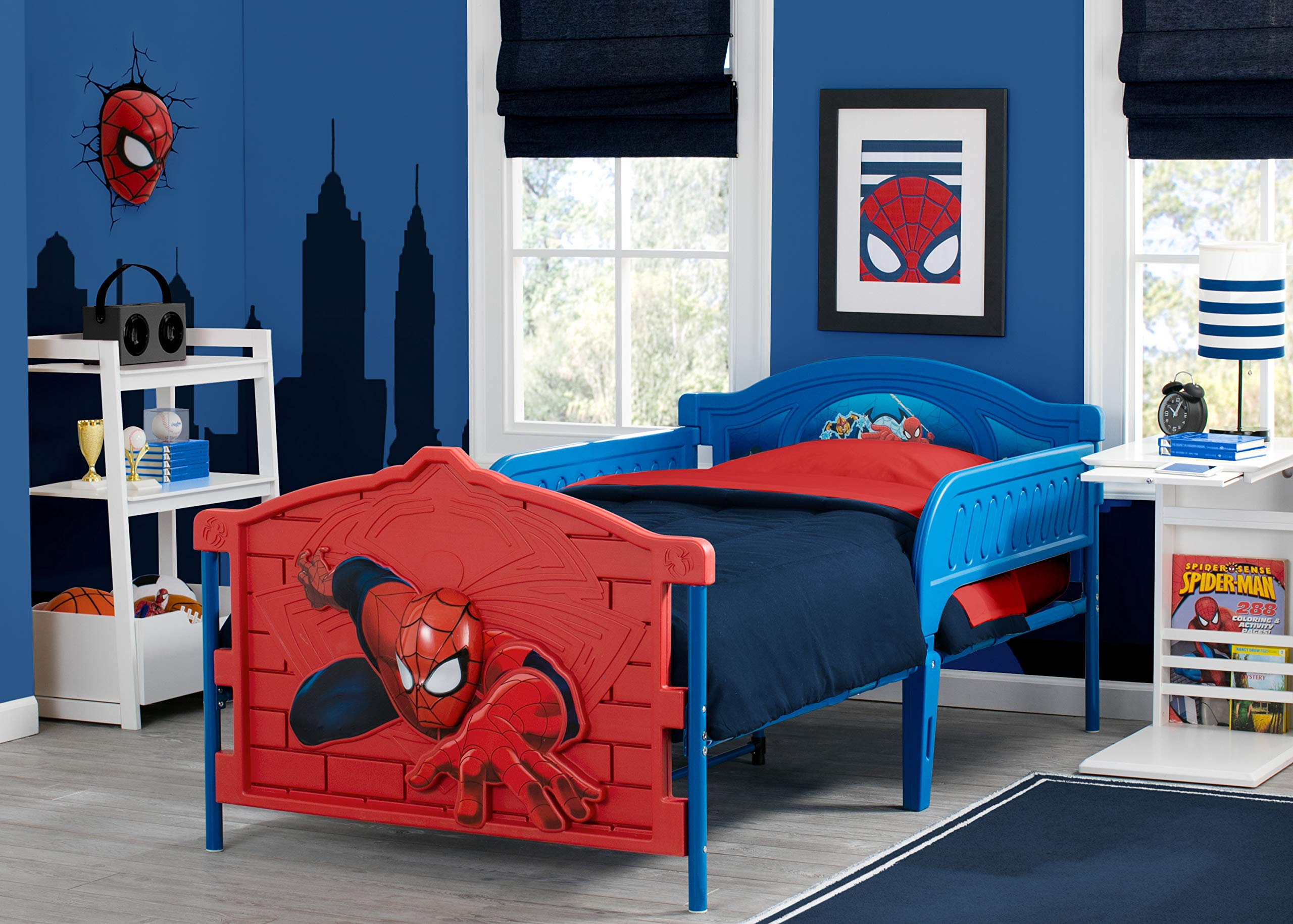 【Furniture】Marvel Spider-Man Plastic 3D-Footboard Twin Bed by Delta Children