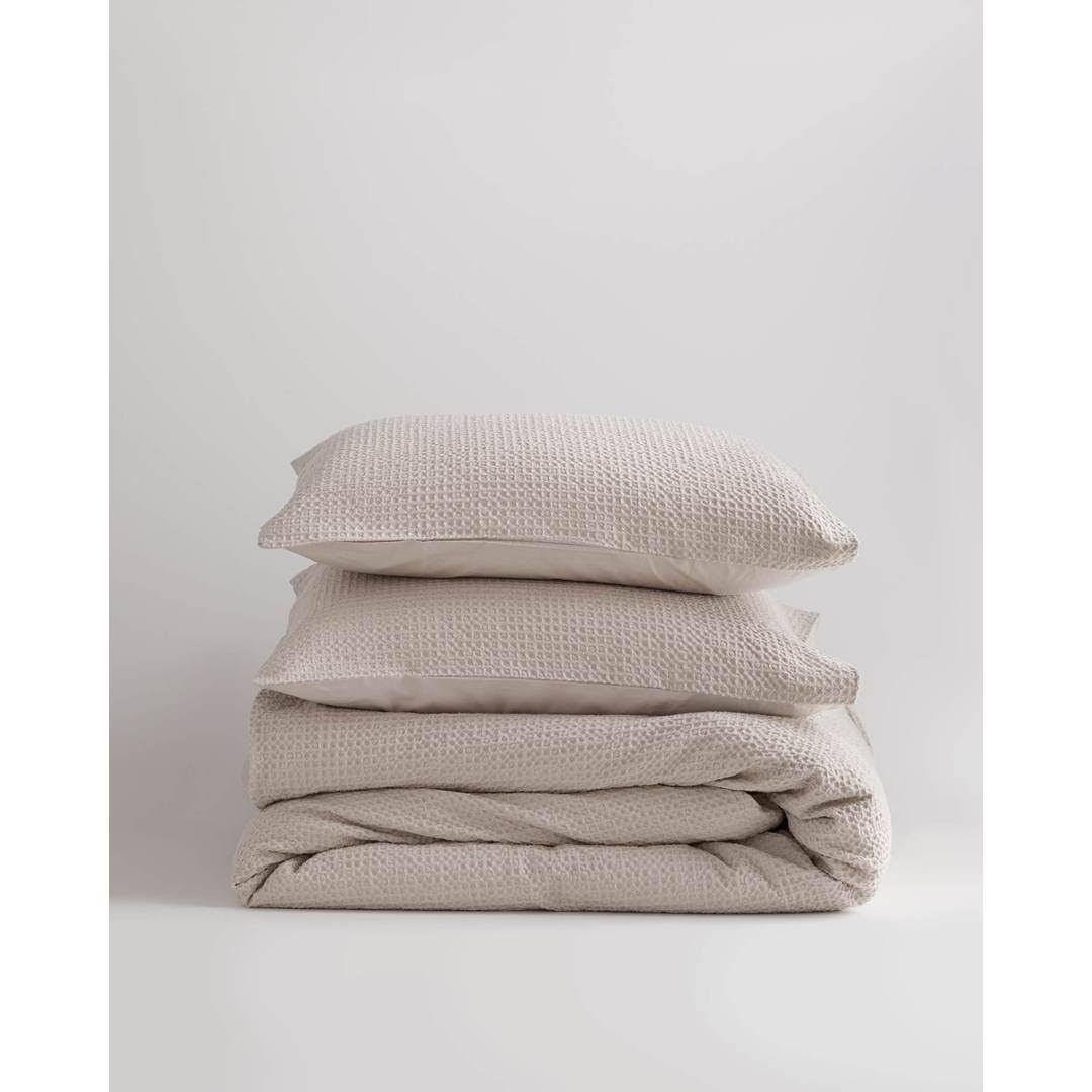 Quince Luxe Waffle Duvet Cover Set in Sand Size King/Cal King | 100% Organic Cotton
