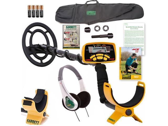 Garrett Ace 250 Metal Detector Package w/ Headphones, DVD and Deluxe Carry Bag