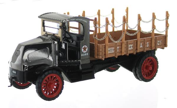 Ertl 1918 Mack AC Bulldog Texaco Flatbed Truck Die-Cast Bank 1:32