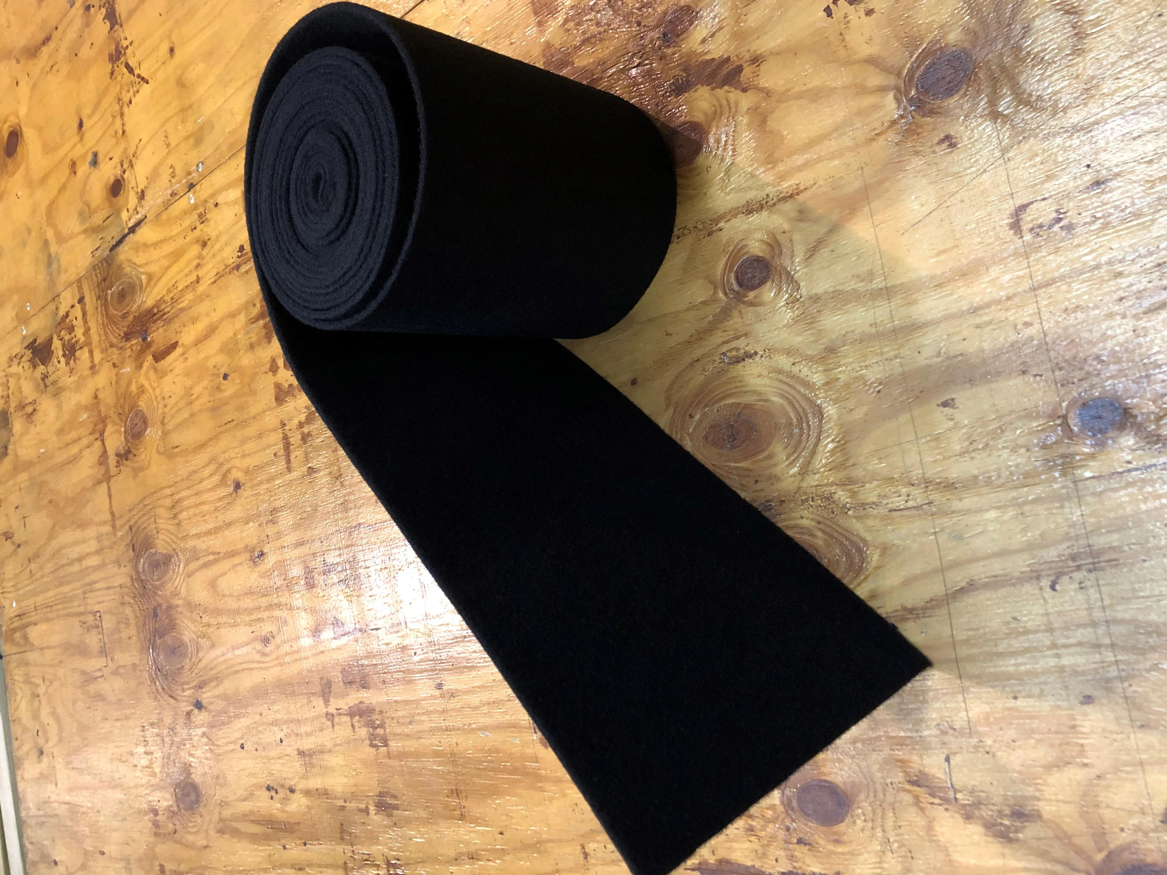 18 oz Marine Trailer Bunk Carpet - Black - 24"X50'