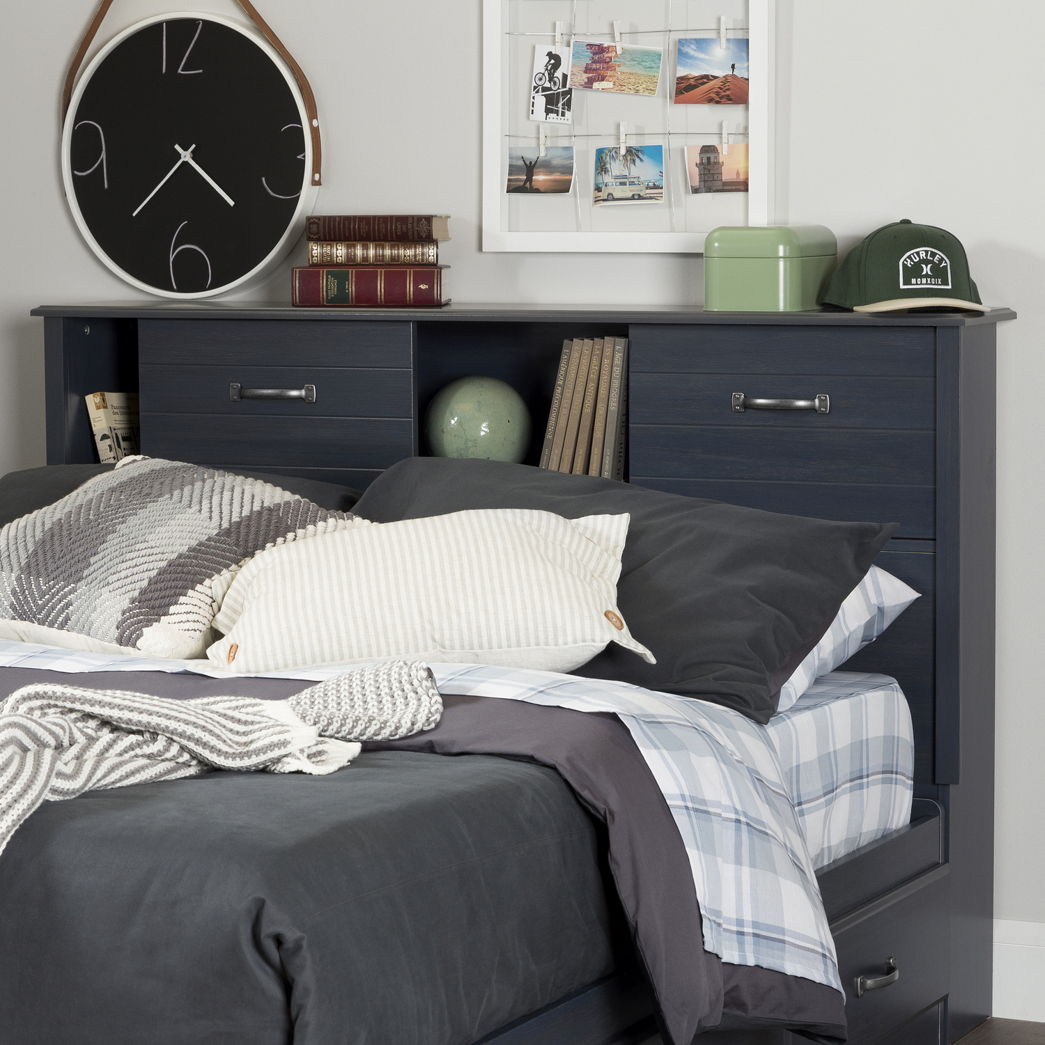 Maykoosh Old World Charm Bookcase Headboard With Sliding Doors