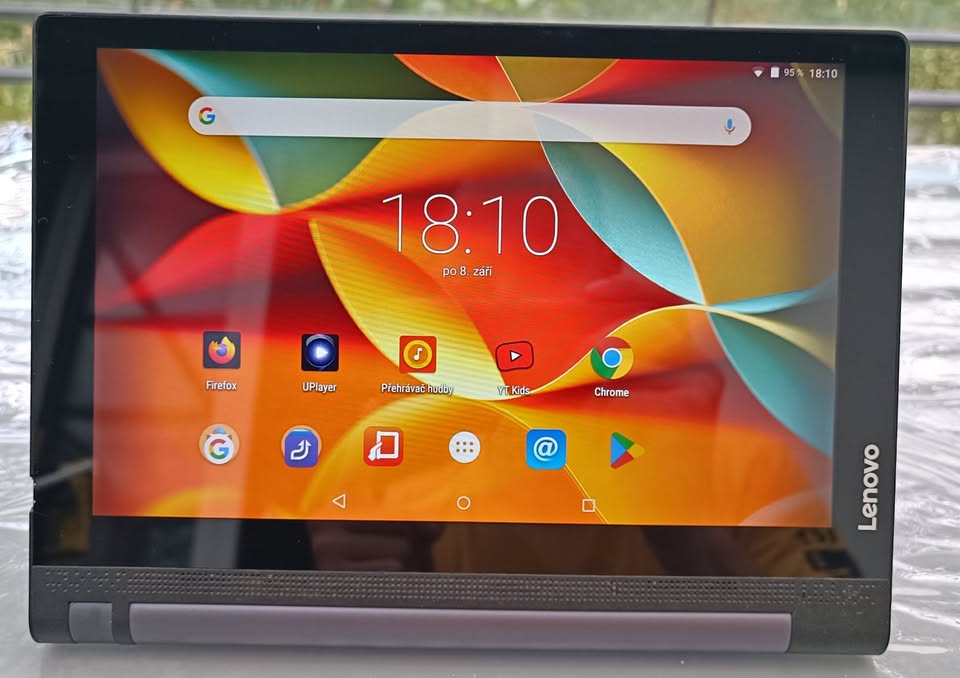 Tablet Lenovo Yoga Tab / 16GB / Wifi / 2GB RAM / 10"