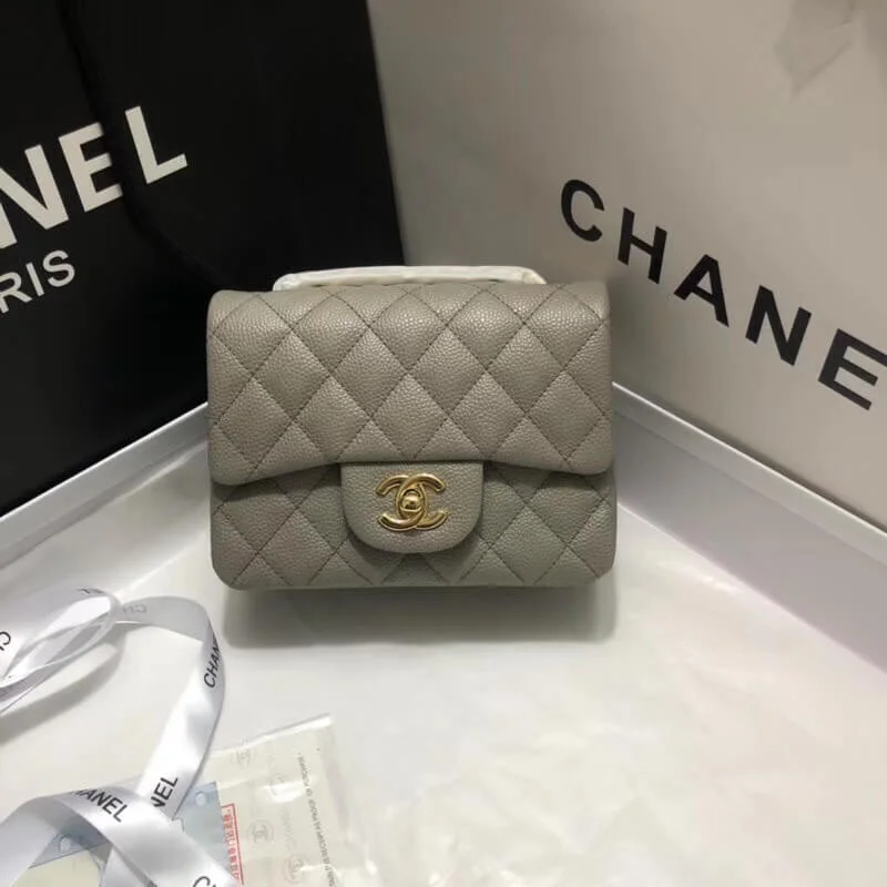 Chanel Caviar Leathe 17Cm Class-Flap Bag 1115