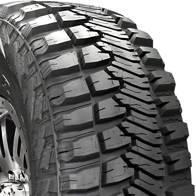 Goodyear 750190326 Wrangler MT/R with Kevlar Tire LT275/80 R17 121Q D1 bsw