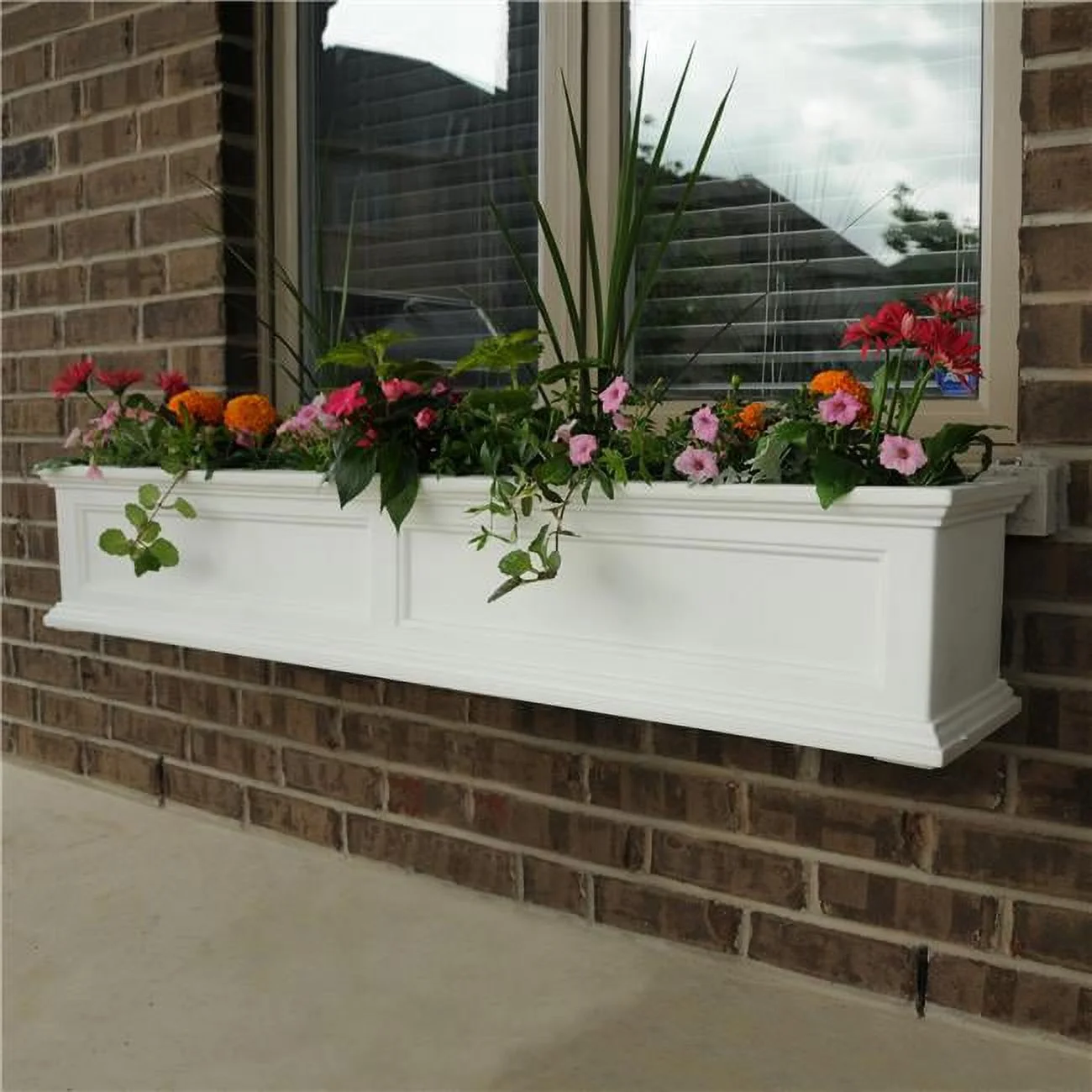 5824W 5-Foot Fairfield Window Planter Box with Brackets - White - Curated Treasures Market