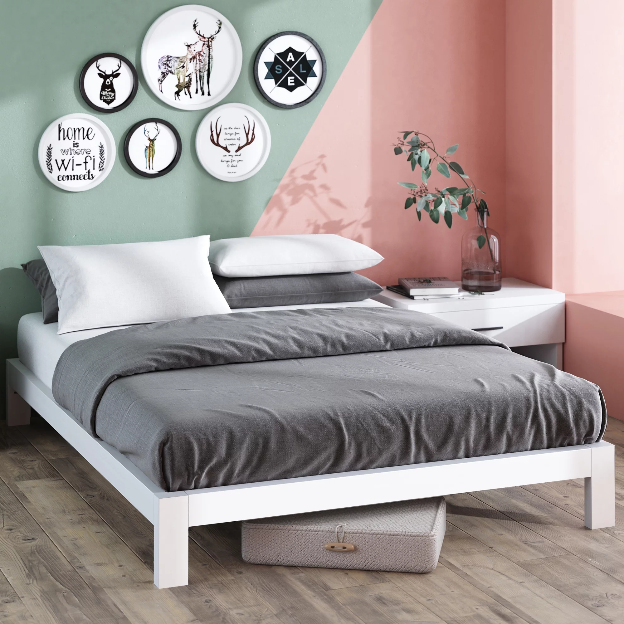 Zinus Arnav 10 White Metal Platform Bed Frame, Queen