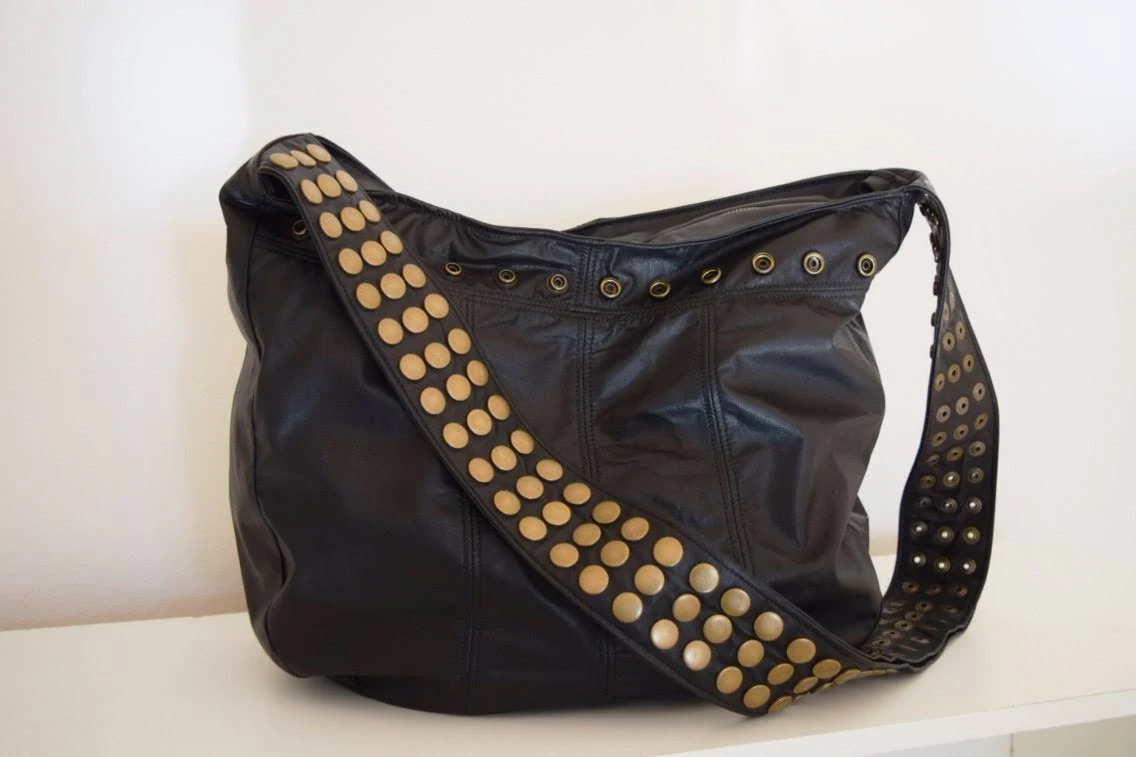 Veronica Mars Black Leather Bag - Large Detail