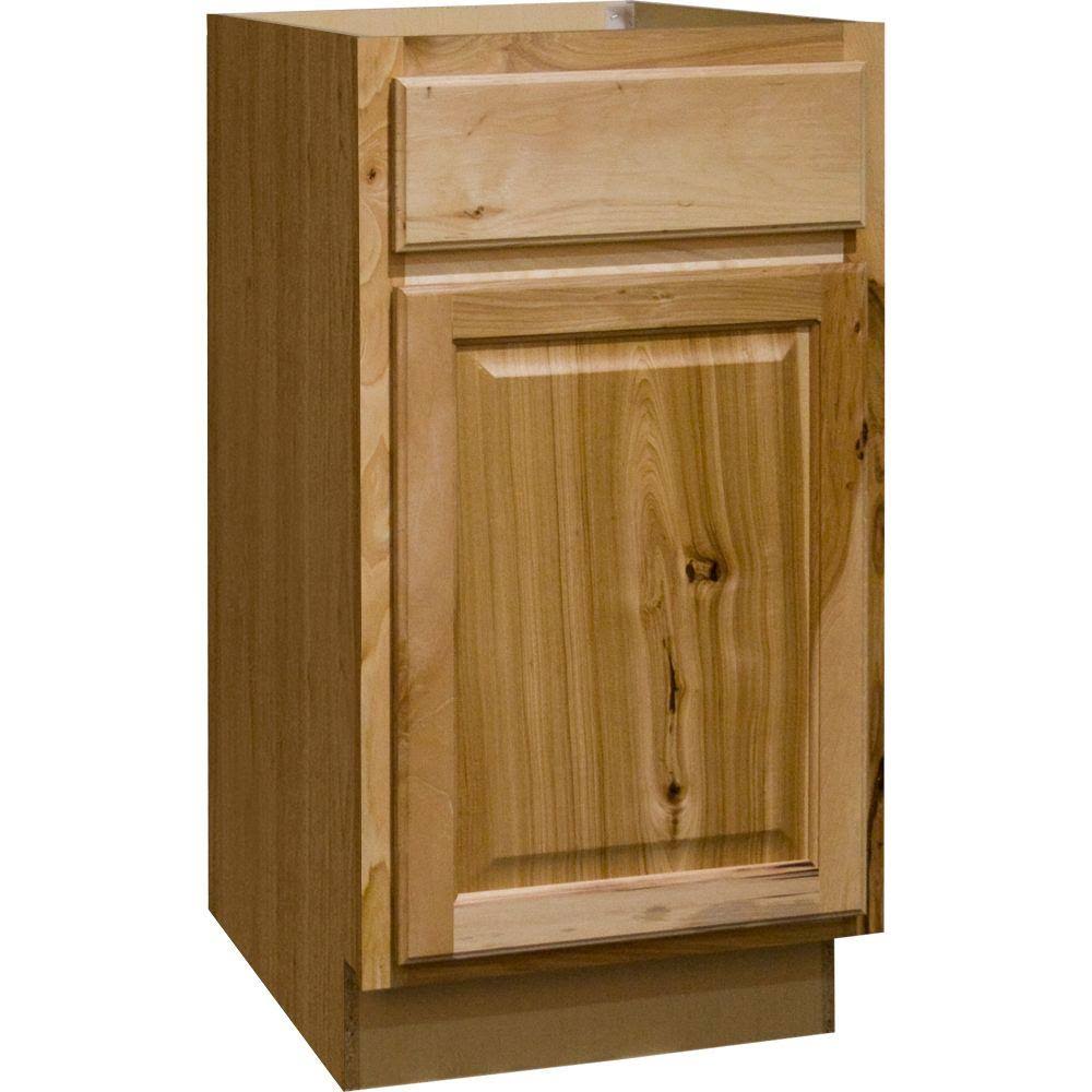 Hampton Bay Hampton Assembled 18x34.5x24 in. Base Kitchen Cabinet with Ball-Bearing Drawer Glides in Natural Hickory